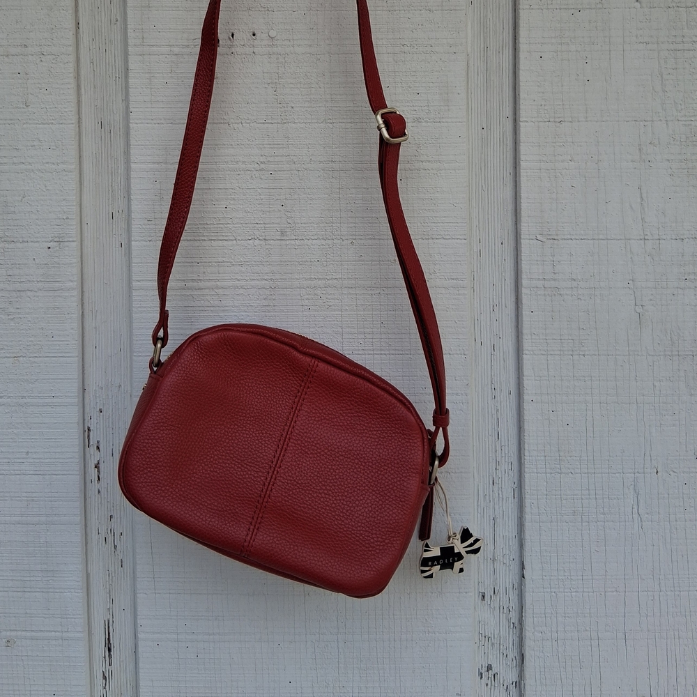 RADLEY LONDON Red Crossbody Bag with Hello London Design - Picture 10 of 16